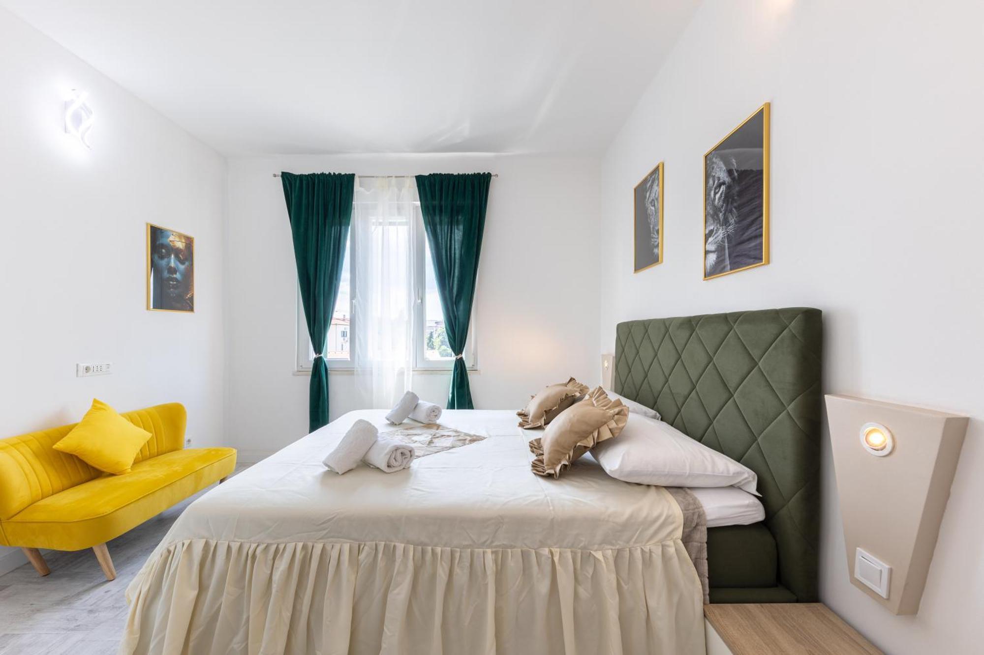 Lions Suites سبليت المظهر الخارجي الصورة